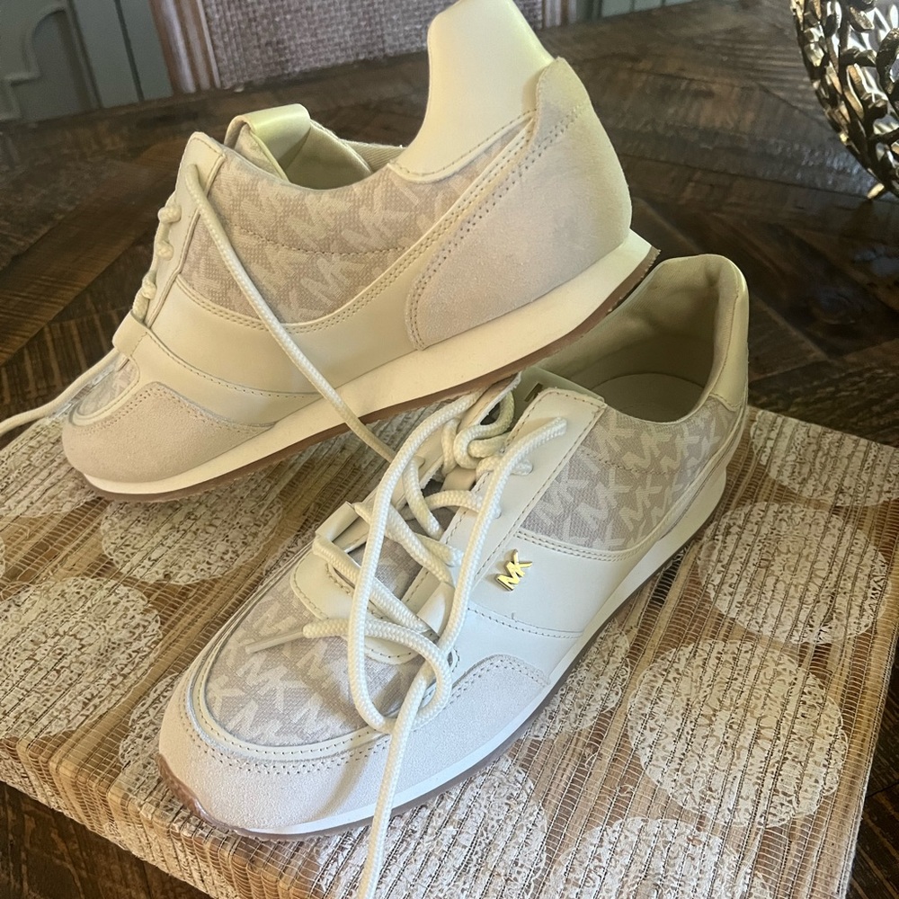 Michael Kors sneakers
